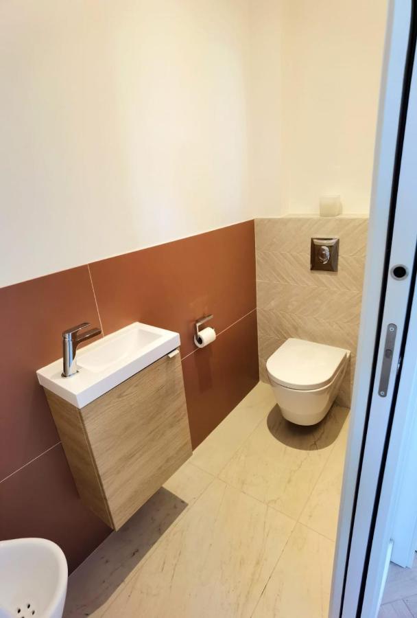 Piscine Et Jacuzzi Loft Ravissant Dans Une Maison Basque 安格雷 外观 照片